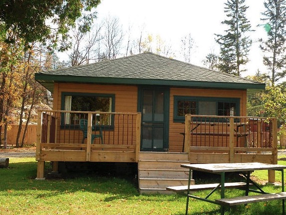 Voyageurs Sunrise Resort